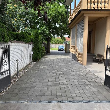 Apartmany Diana Dunajská Streda Zewnętrze zdjęcie